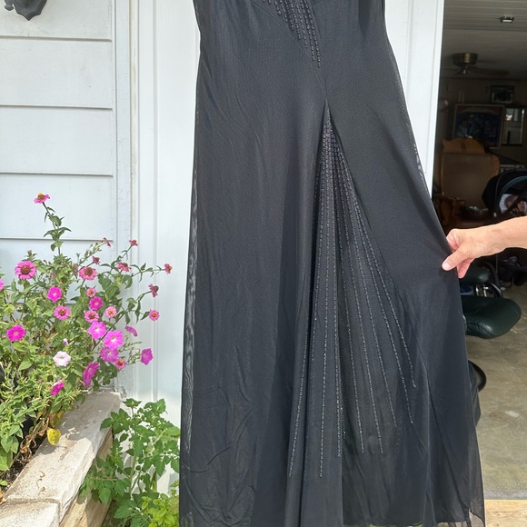 DRESS - Picture 2 of 4